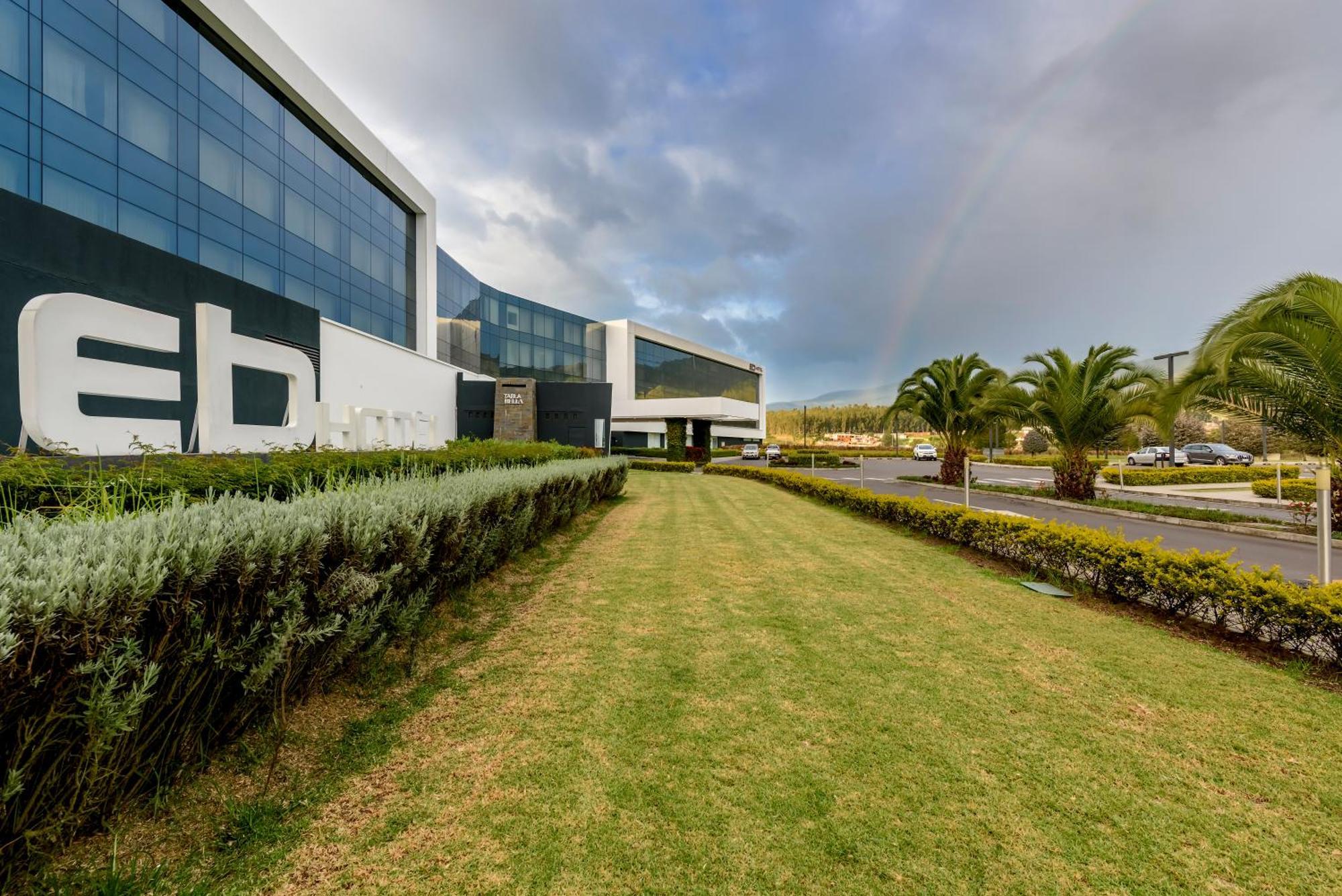 Eb Hotel By Eurobuilding Quito Airport Tababela Exterior photo